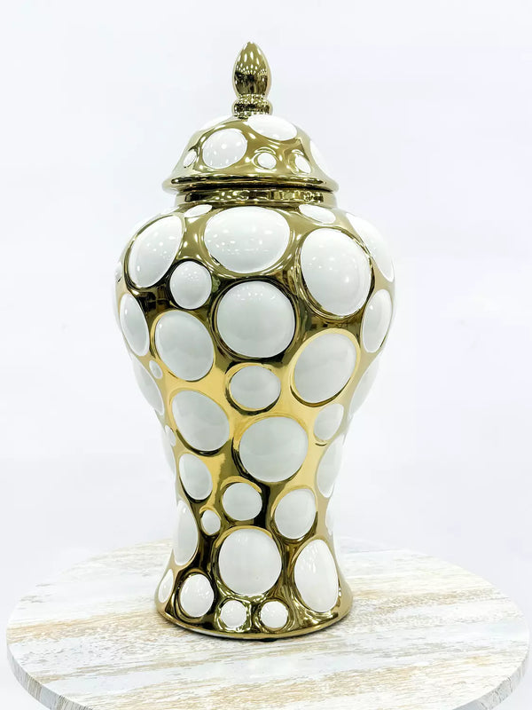 vases 18