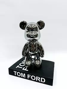 Teady bear statue 00